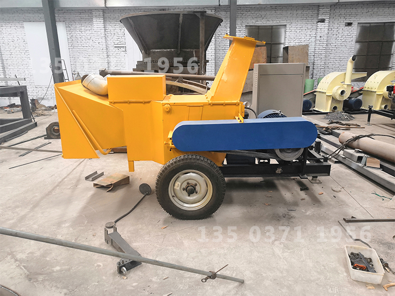 3000移動(dòng)型大型樹枝粉碎機(jī)