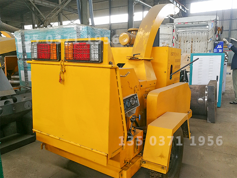 破碎樹(shù)枝機(jī)