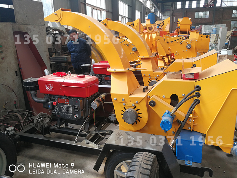 可移動(dòng)式樹枝粉碎機(jī)