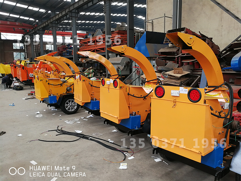 小型樹(shù)枝粉碎設(shè)備