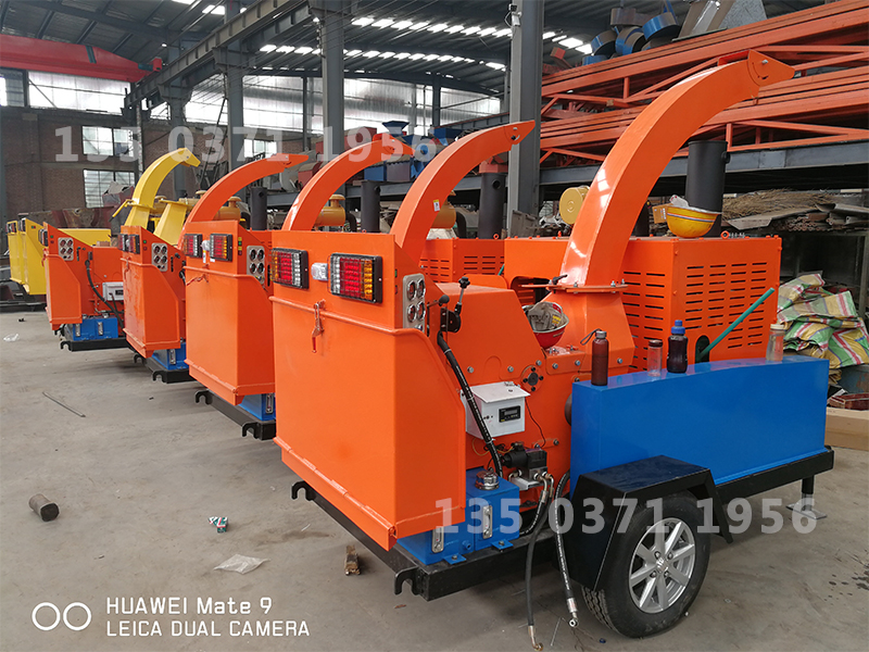 多功能樹枝樹葉粉碎機(jī)