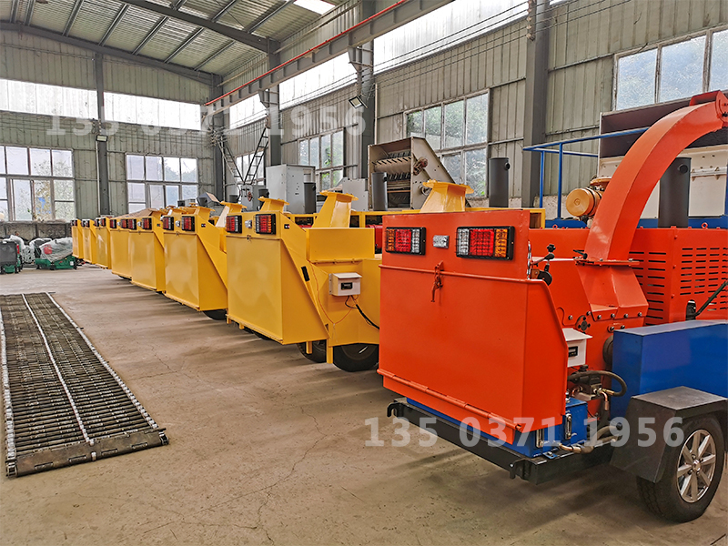 樹(shù)枝切碎機(jī)