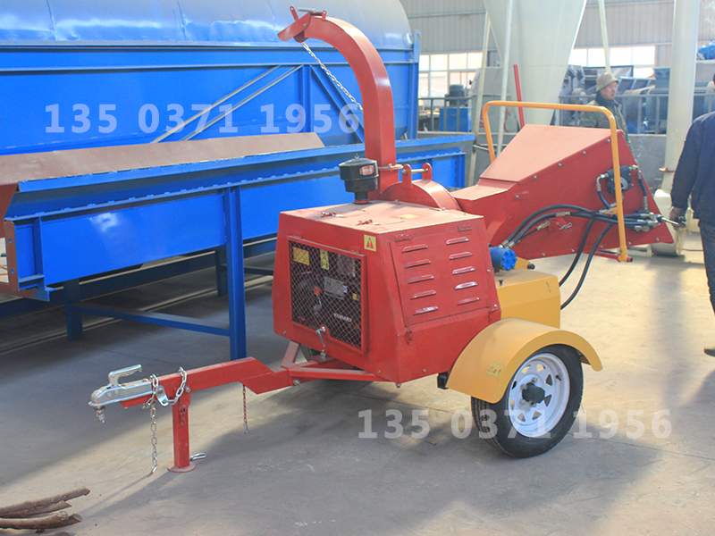 小粉碎樹枝機(jī)