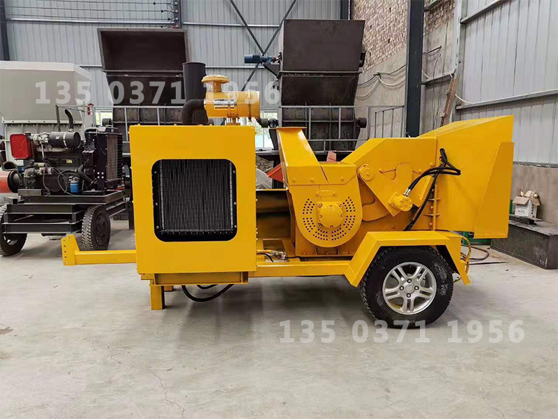 小型樹枝樹葉粉碎機(jī)